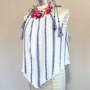 ✅FREE✅ breezy island tassel tie tank top S
